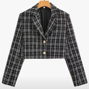 NWOT Cropped Parisian Plaid Black Tweed Blazer Jacket Coat